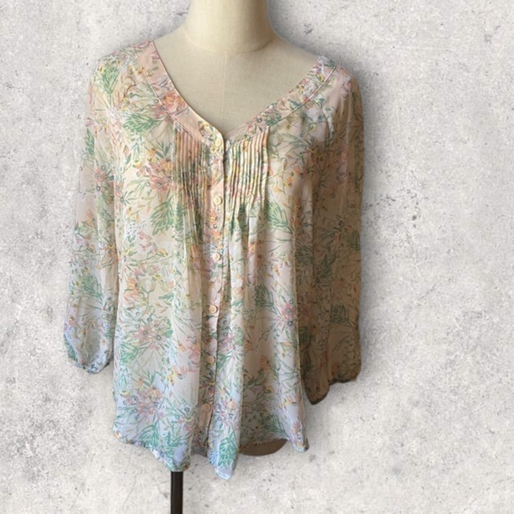 LC Lauren Conrad button up blouse - Picture 2 of 9